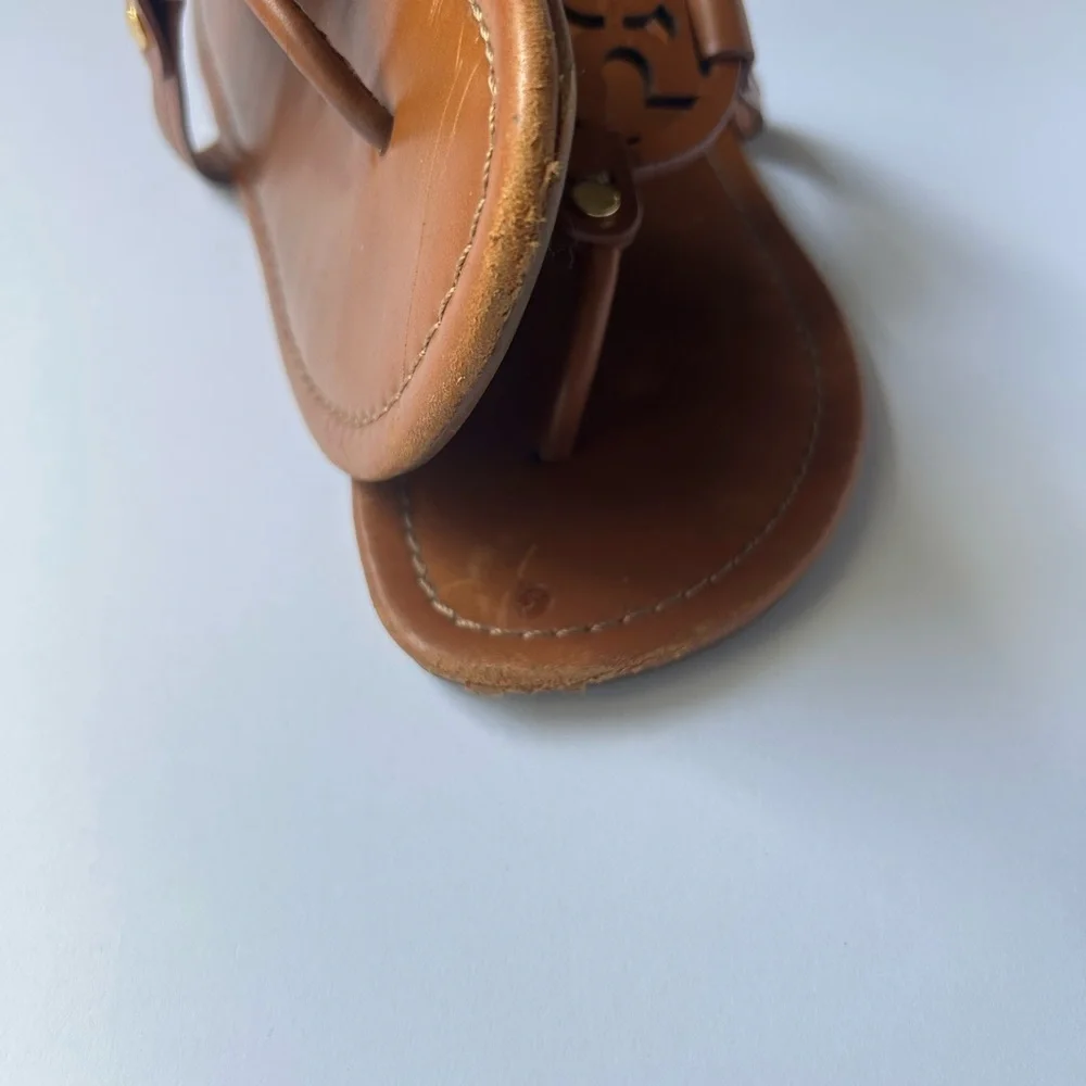 Tory Burch Miller leather thong sandals - Picture 3 of 8